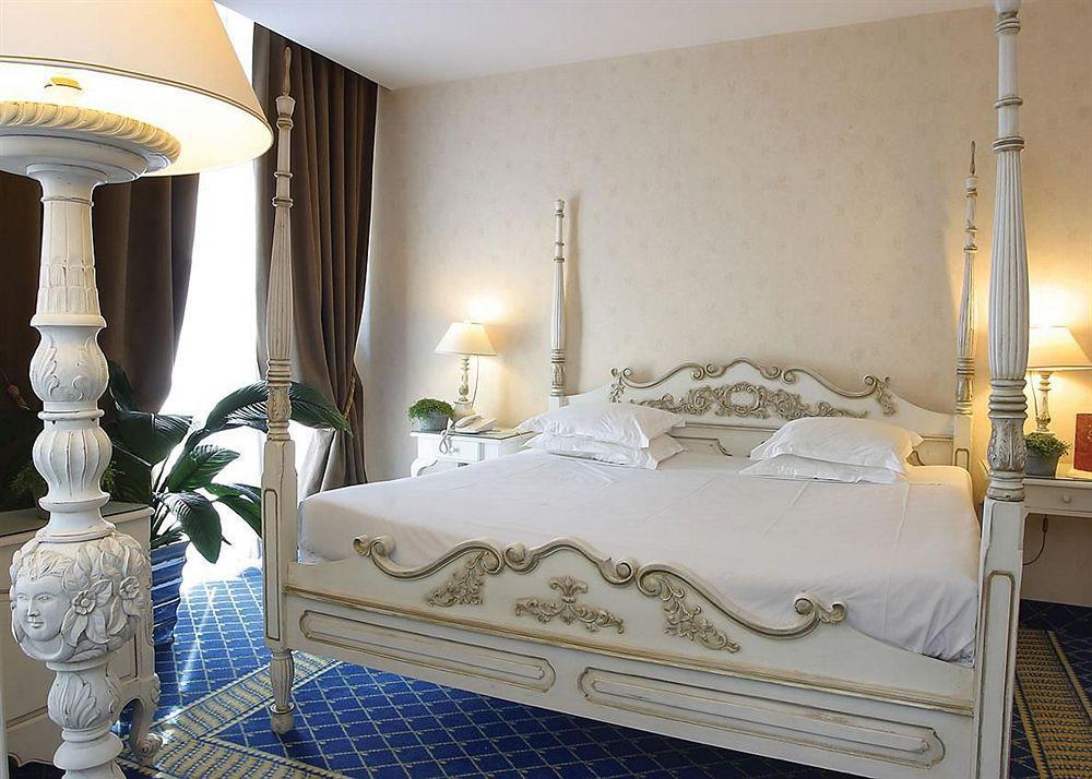 B4 Park Nizza Zimmer foto